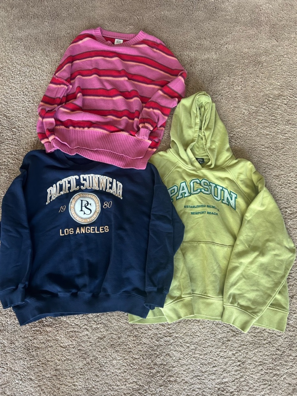 Bundle PacSun Lime Green and navy Hoodies Medium, Small BDG sweater